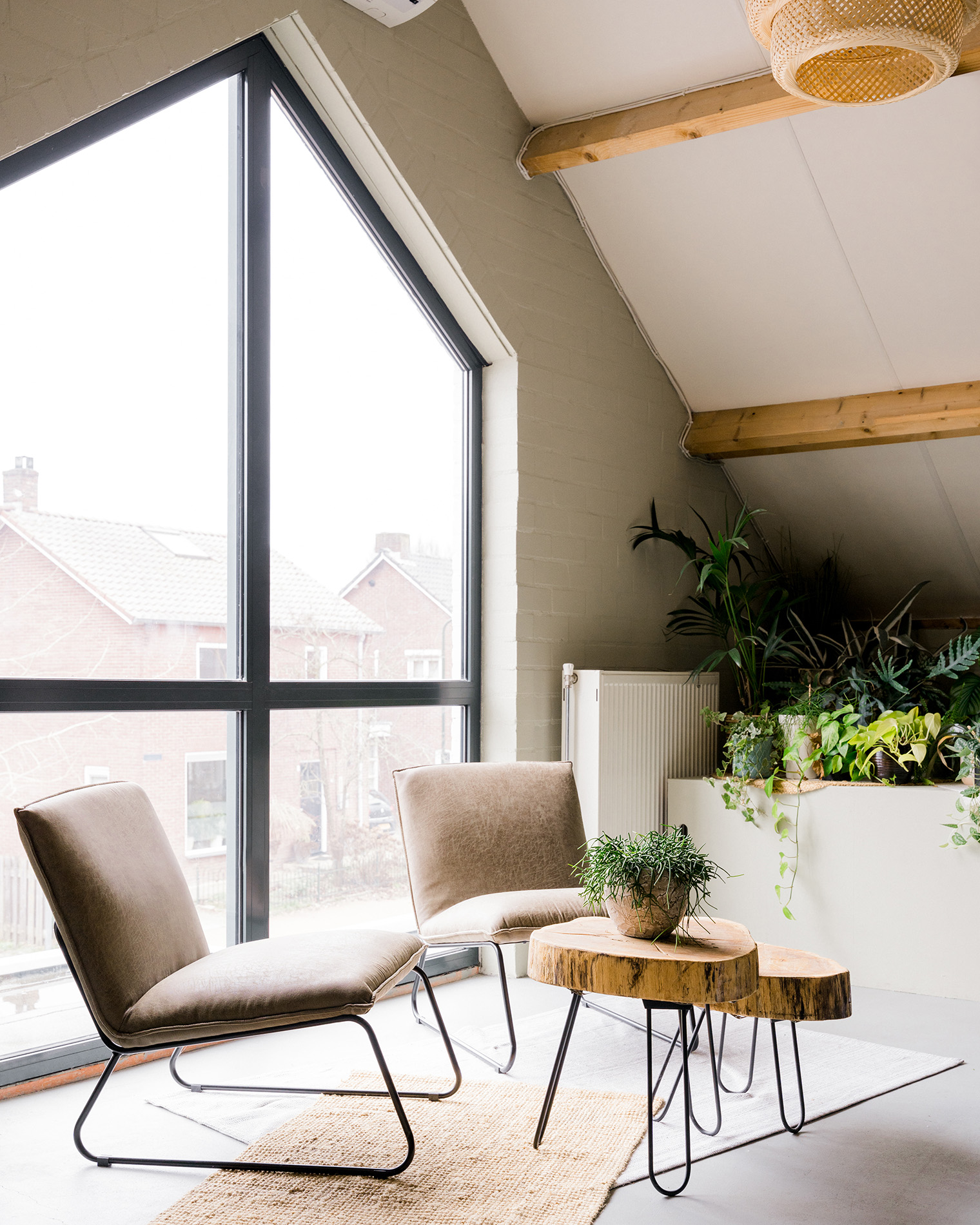 TWO FOUR TWO | hairsalon, kapper, veldhoven, education, businessroom